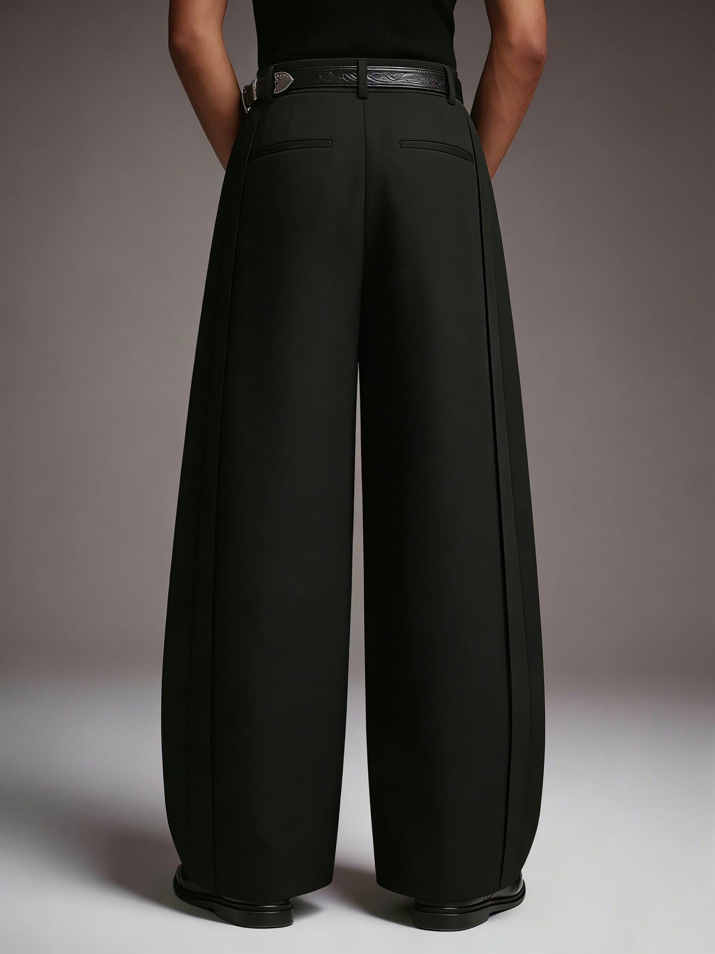 Pantalon de costume plissé noir coupe très large
