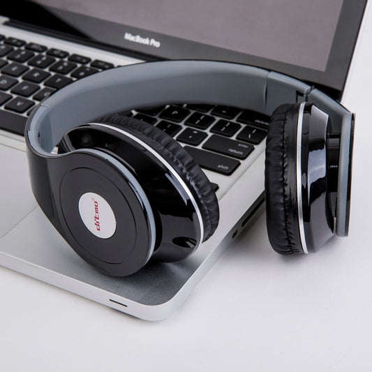 Casque de gaming filaire : basses puissantes, commande filaire intégrée, universel pour ordinateur et téléphone portable.