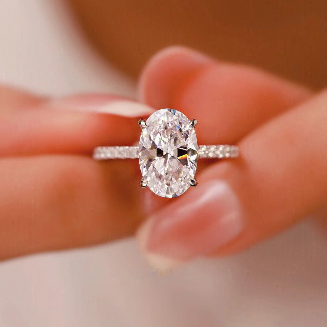 Luxury Oval Cut Solitaire Engagement Ring, Sparkling Cubic Zirconia Wedding Band For Bridal