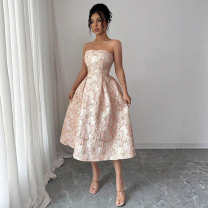 Robe "Parisian Chic" Coupe Ajustée Elegante