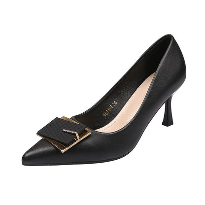 Escarpins à talon aiguille pour femme, style français élégant.