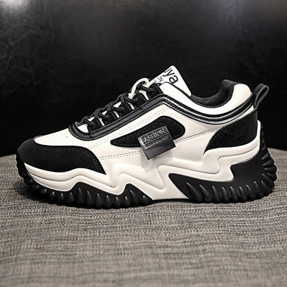 Nouvelles chaussures de sport pour femme avec lacets de couleur contrastée.