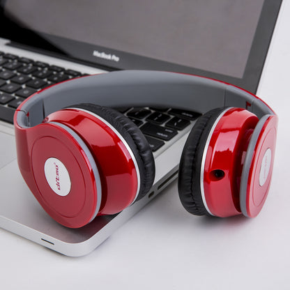 Casque de gaming filaire : basses puissantes, commande filaire intégrée, universel pour ordinateur et téléphone portable.