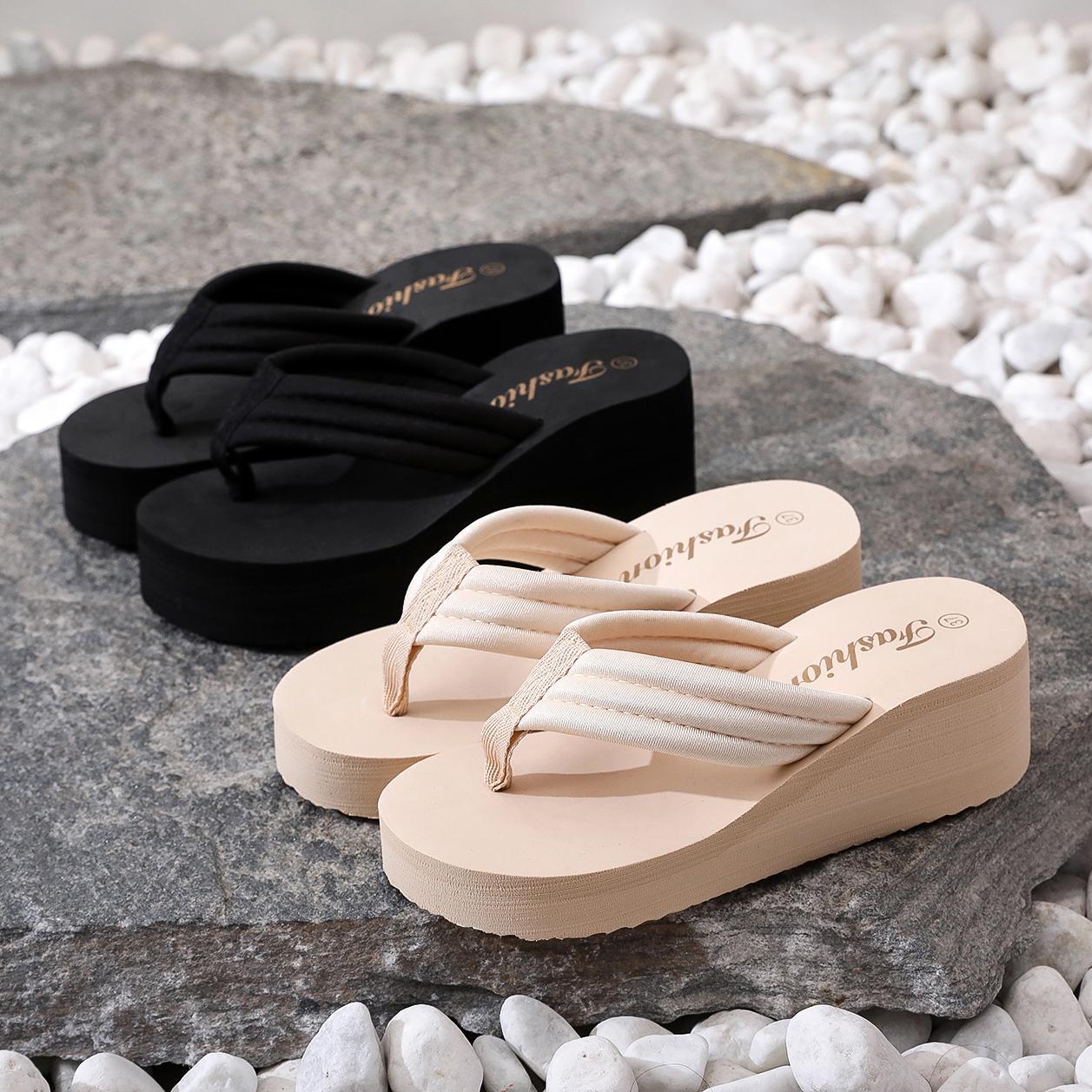 Tongs à talons ultra-hauts pour femme : nouveau style d'été avec semelles compensées antidérapantes.