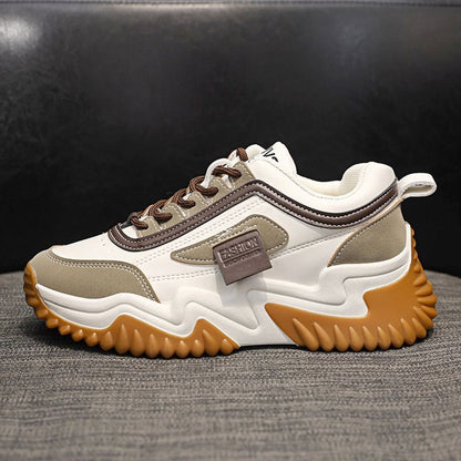 Nouvelles chaussures de sport pour femme avec lacets de couleur contrastée.