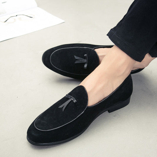 Mocassins Slip-On en Daim avec Détails Pompons