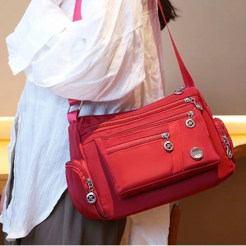 Sac à Bandoulière Polyvalent en Nylon – Confort &amp; Résistance