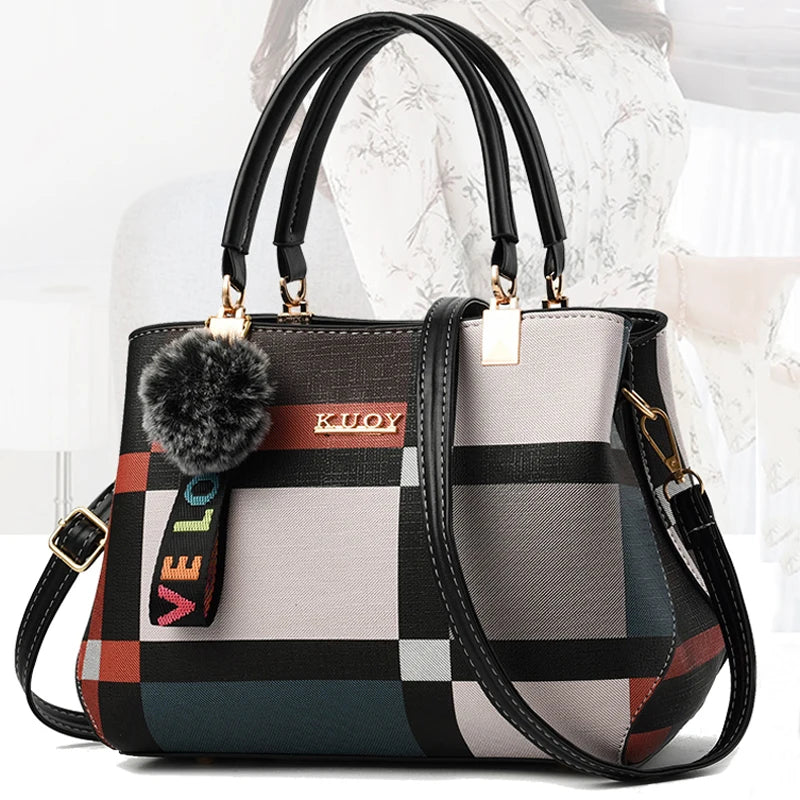 Sac Satchel Yogodlns – Élégance &amp; Détails en Fourrure