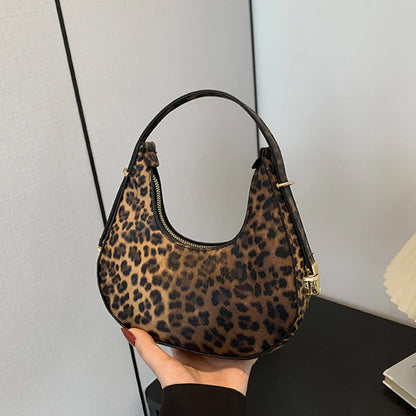 Yogodlns Hobo Bag - Trendy Animal Print