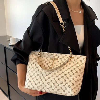 Versatile Casual Tote Bag – An Everyday Must-Have