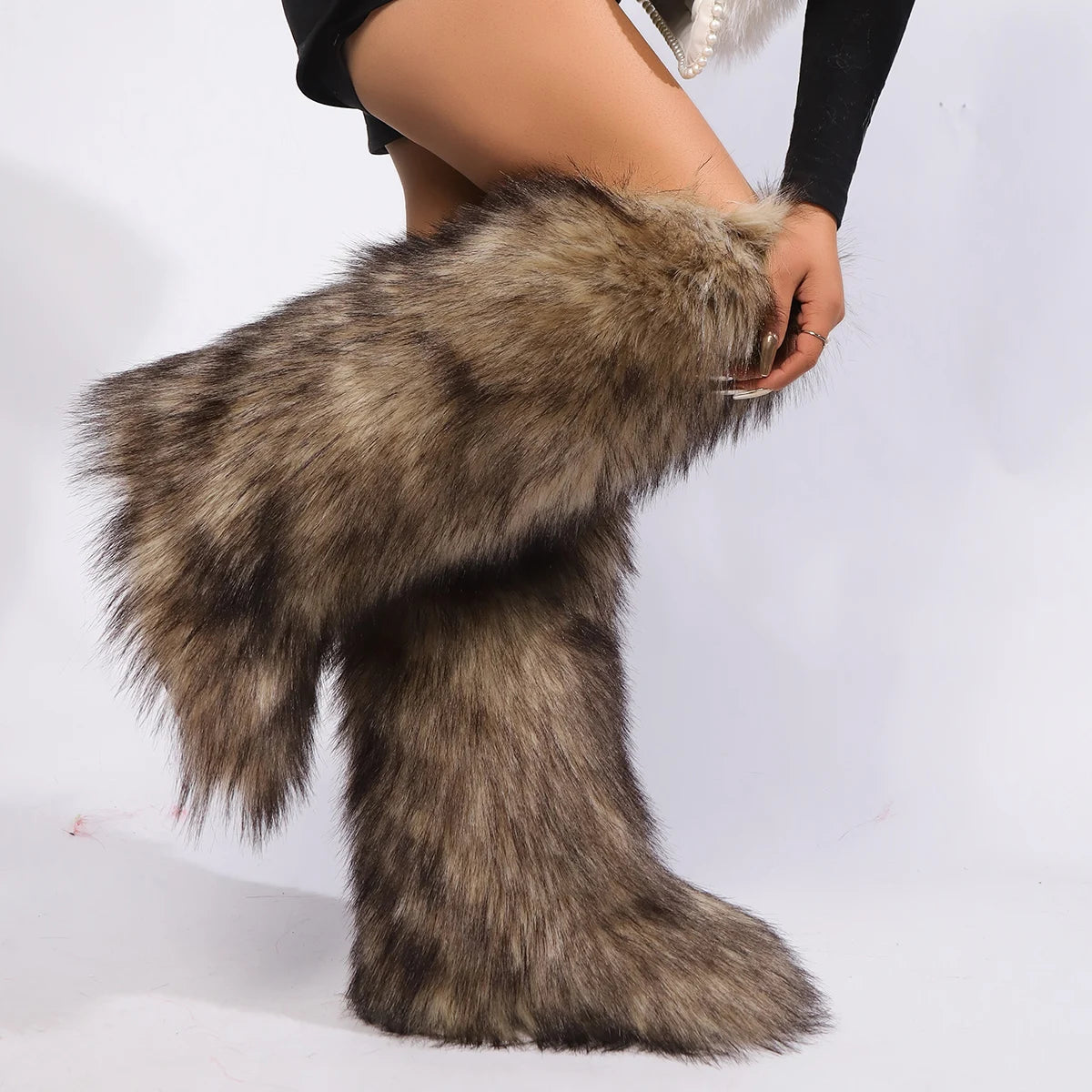 Cuissardes de Neige "Furry Punk" HSFUR – Chaleur Extrême &amp; Style Alternatif
