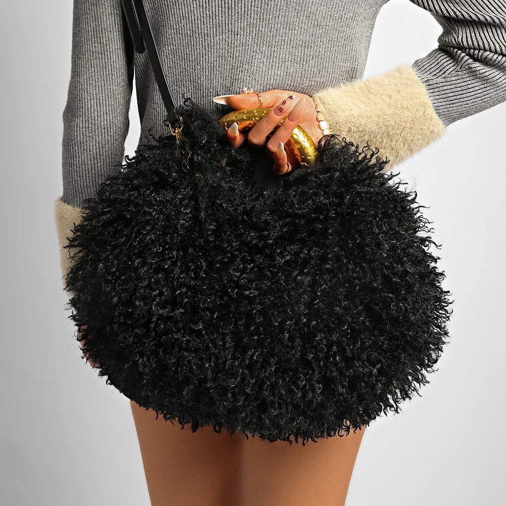 Cabas en Fausse Fourrure – Style Tendance Y2K