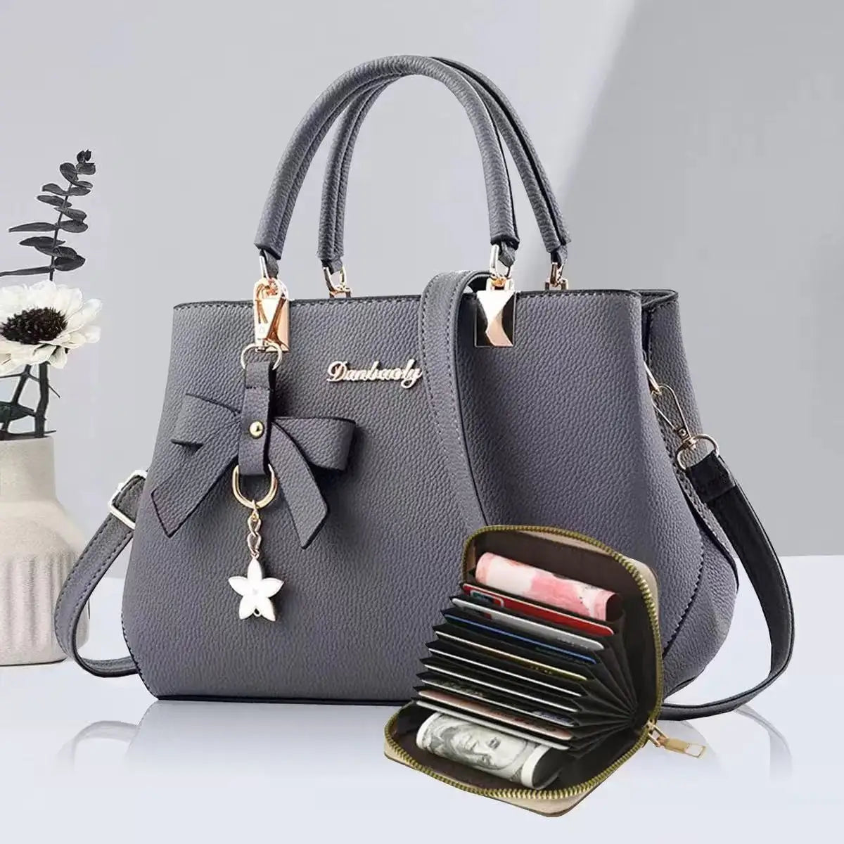 "Shell" Shoulder & Crossbody Bag – Chic & Functional Korean Design