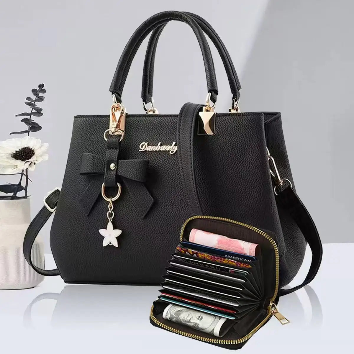 "Shell" Shoulder & Crossbody Bag – Chic & Functional Korean Design
