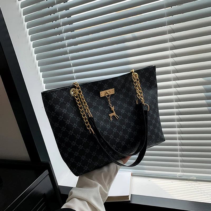 Versatile Casual Tote Bag – An Everyday Must-Have