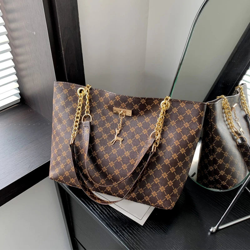 Versatile Casual Tote Bag – An Everyday Must-Have