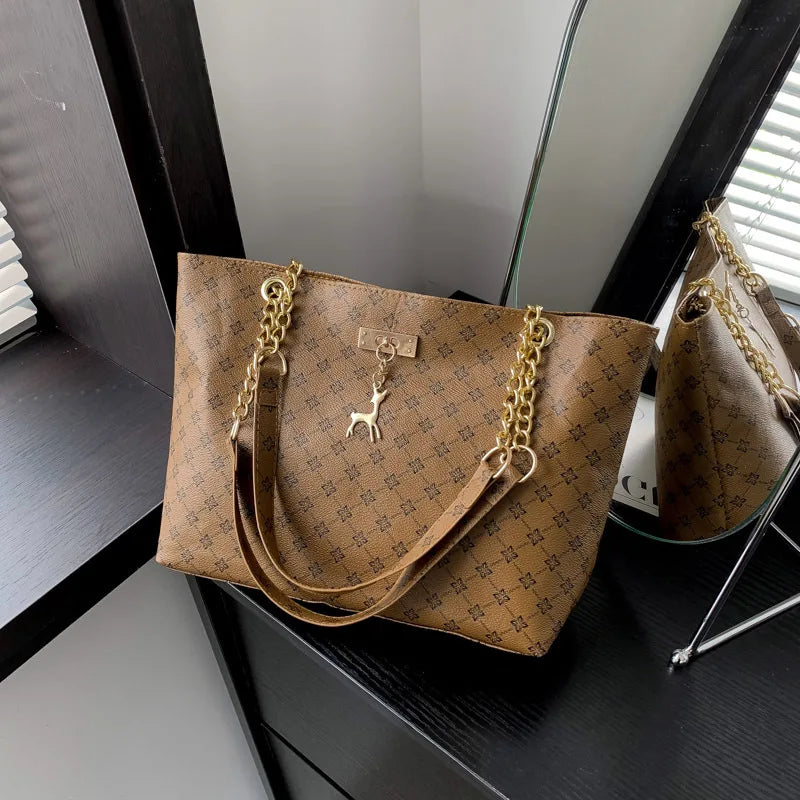 Versatile Casual Tote Bag – An Everyday Must-Have