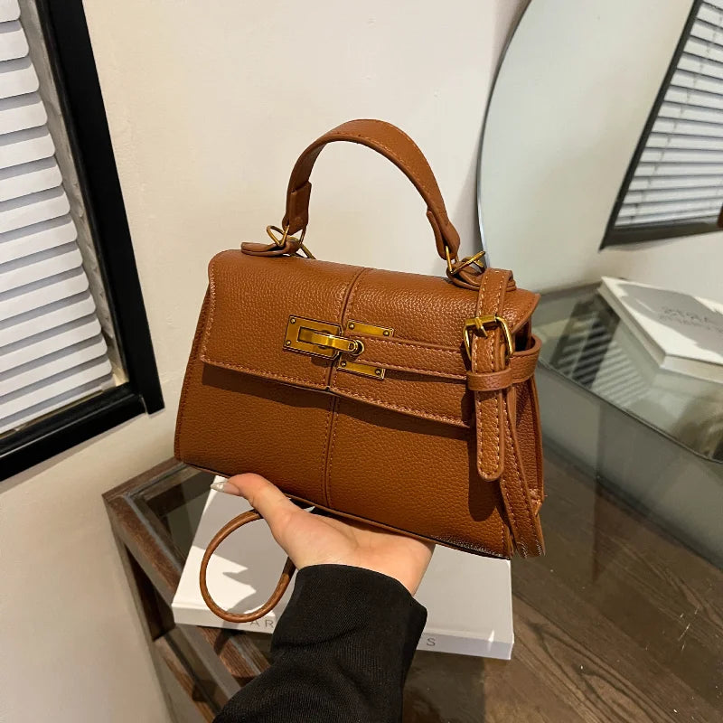Brand Luxury Trapezoidal Clutch Bag Hardware Lock Design Square Bag Fashion Shoulder Handbag Crossbody Women Evening Clutches
