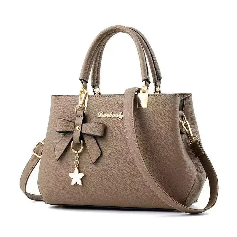 "Shell" Shoulder & Crossbody Bag – Chic & Functional Korean Design
