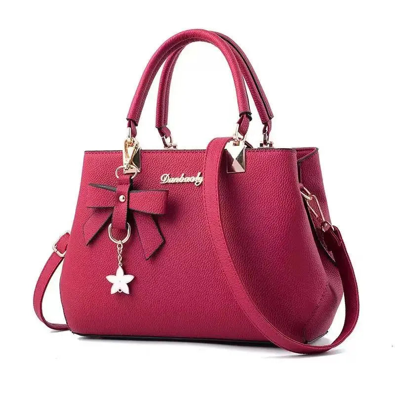 "Shell" Shoulder & Crossbody Bag – Chic & Functional Korean Design