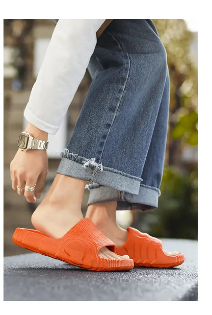 Claquettes d'Extérieur Souples en EVA – Style Minimaliste, Confort &amp; Résistance