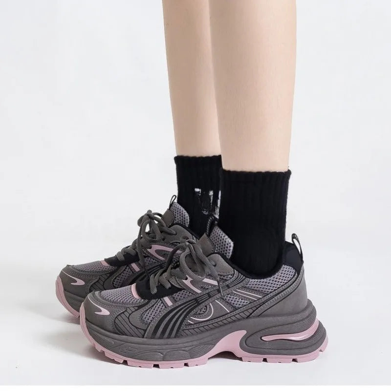 Summer new Retro casual breathable mesh women's shoes fashionable versatile shoes lightweight comfortable women's socks
