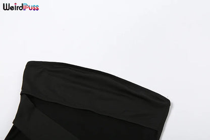 Robe bustier de soirée avec empiècements en tulle, sans manches, ultra-moulante et courte, style clubwear sexy pour l'été.