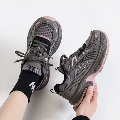 Summer new Retro casual breathable mesh women's shoes fashionable versatile shoes lightweight comfortable women's socks