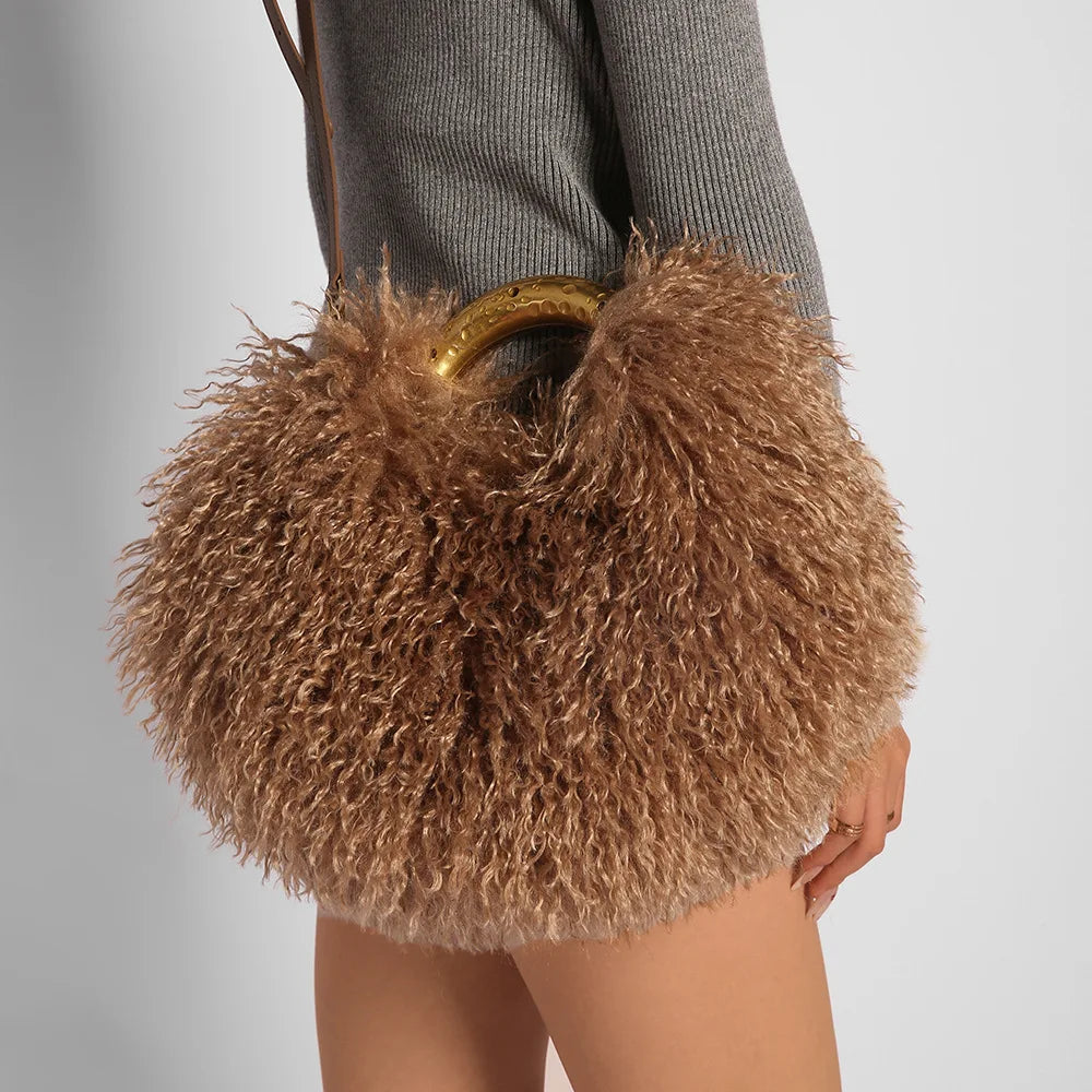 Cabas en Fausse Fourrure – Style Tendance Y2K