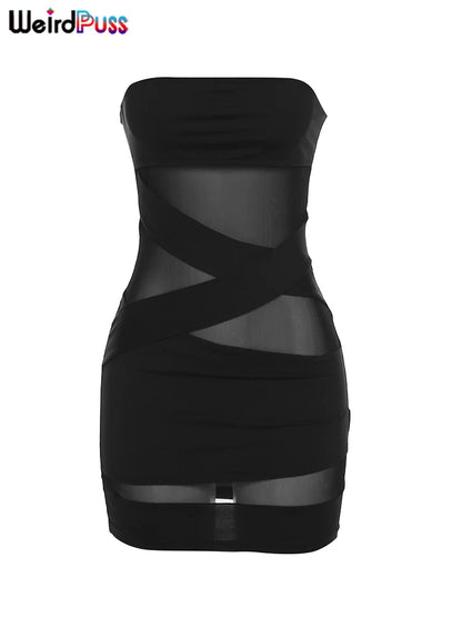 Robe bustier de soirée avec empiècements en tulle, sans manches, ultra-moulante et courte, style clubwear sexy pour l'été.