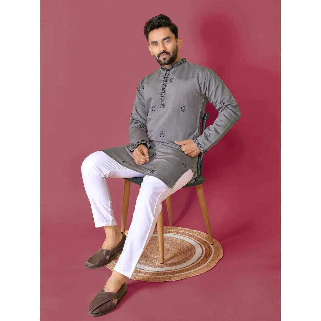 Muslim Kurtta Caftan Dubai Men'S Robe Long-Sleeved Ethnic Style 2026 Stand Collar Arabic Clothing National style Middle Eastern
