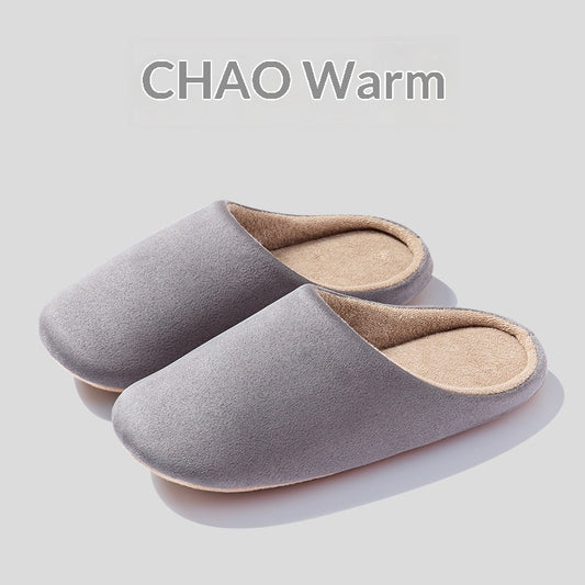 Chaussons d'intérieur en peluche chaude pour l'hiver.