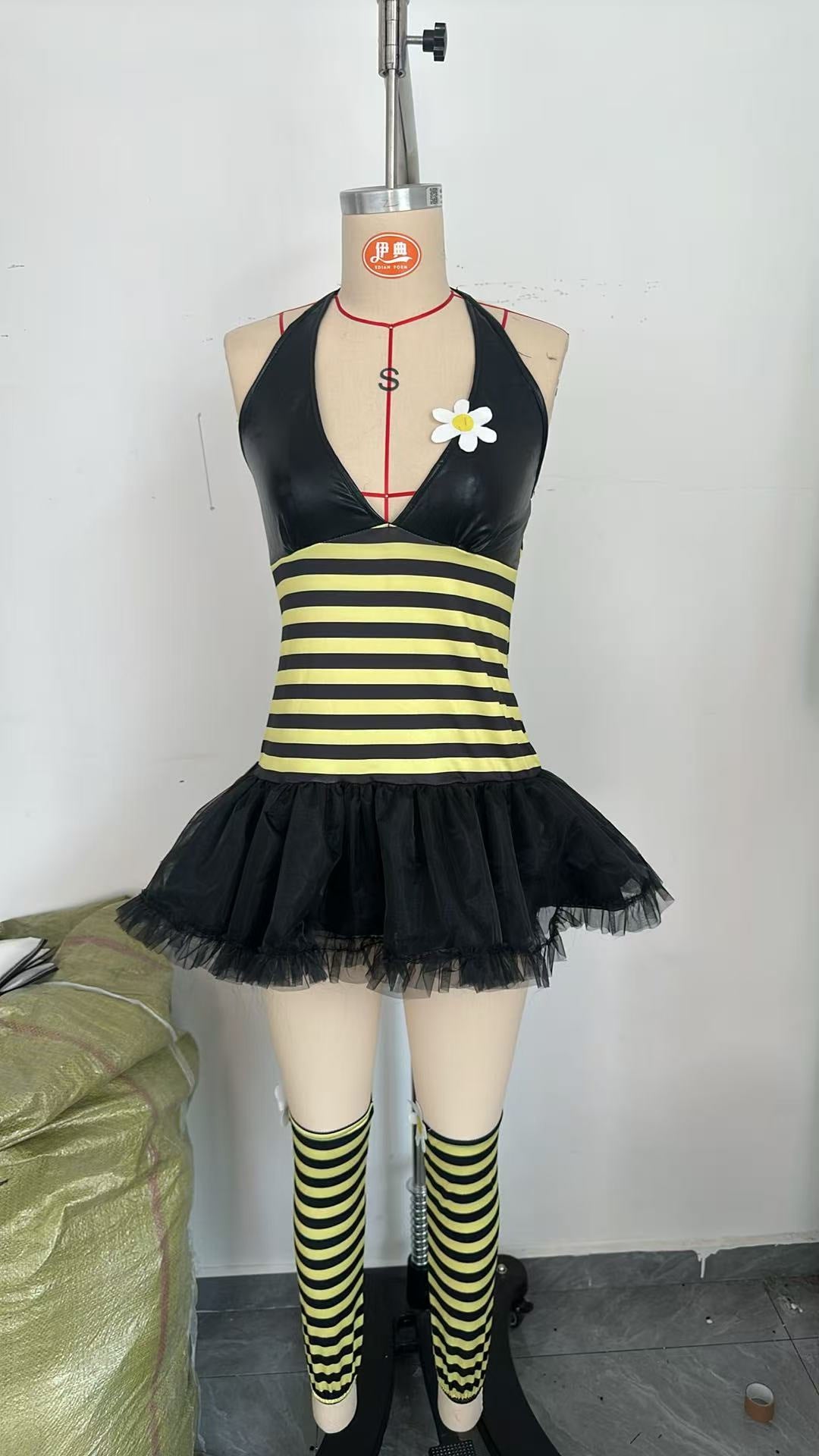 5088f91faa01bbeea50f803d832612c7